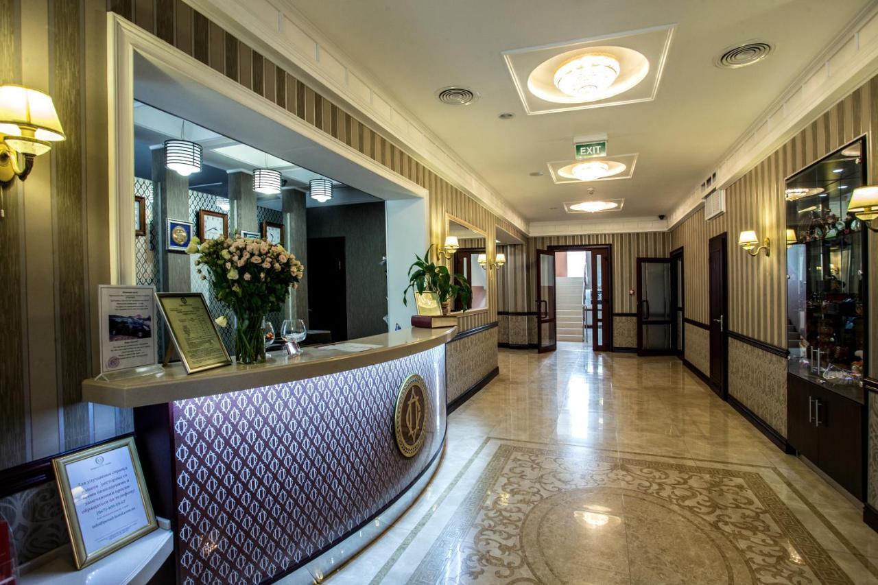 קייב Sofievsky Posad Hotel מראה חיצוני תמונה