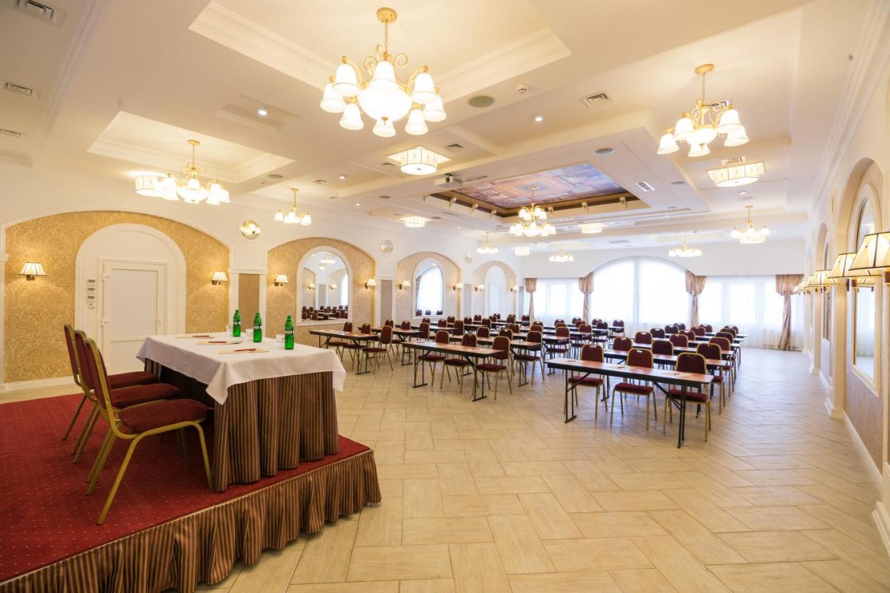 קייב Sofievsky Posad Hotel מראה חיצוני תמונה